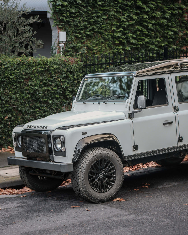 2009 2.2 PUMA DEFENDER 110