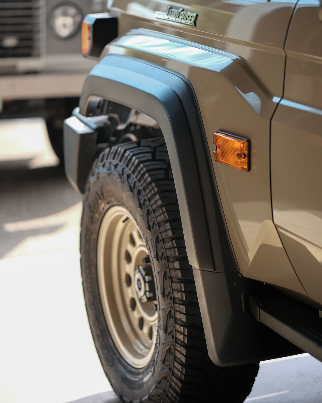 ROHMY LC70 FRONT OVER FENDER