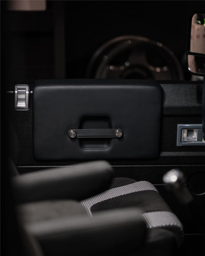 DEFENDER ALUMINIUM LOCKING PEG SURROUND