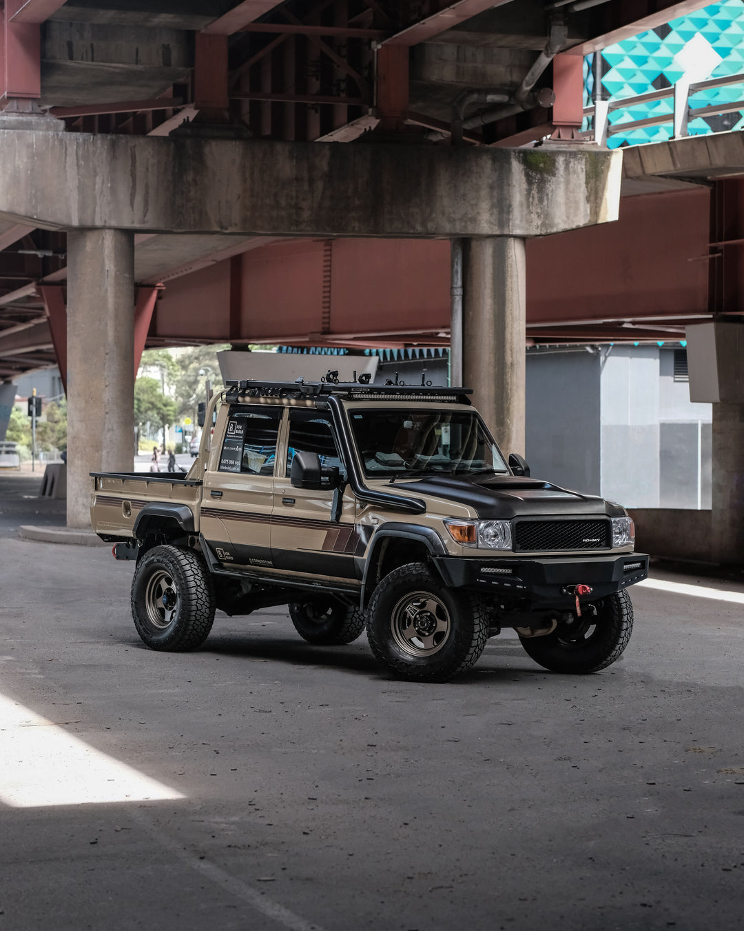 GENUINE TOYOTA JAPAN LANDCRUISER 79 REAR WELLBODY