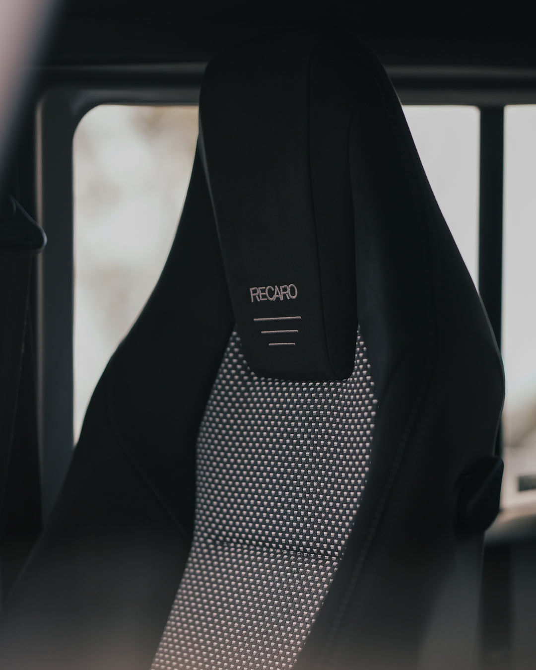 SKYFALL SILVER DEFENDER 110 UTE