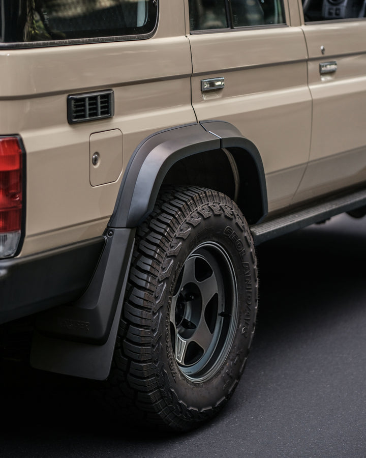 ROHMY 76 REAR WIDER FLARE EXTENSION