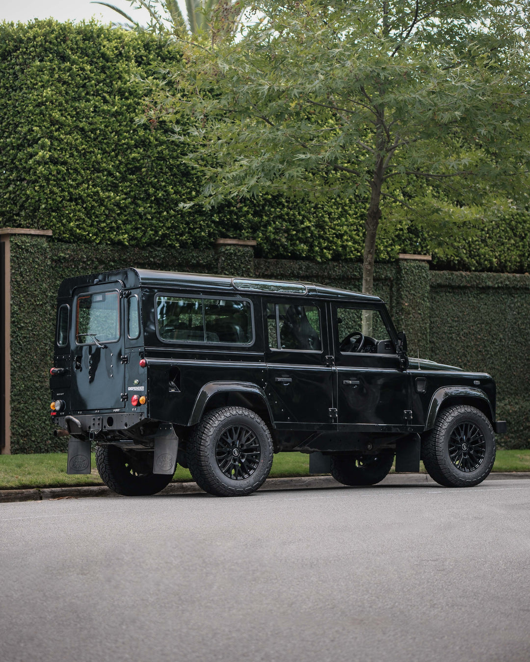 5.7 HEMI V8 AUTO PUMA DEFENDER 110 PROJECT