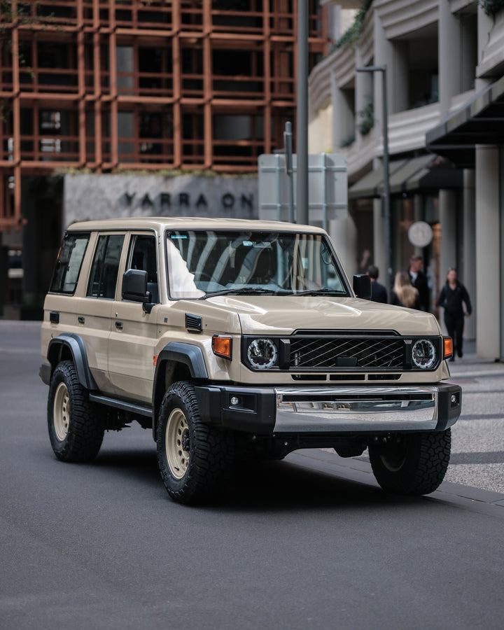 ROHMY LC70 FRONT OVER FENDER
