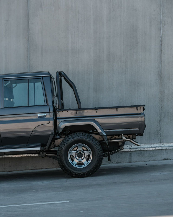 BRADLEY V 🇯🇵  The pioneer of Japanese 4x4 specialised wheels