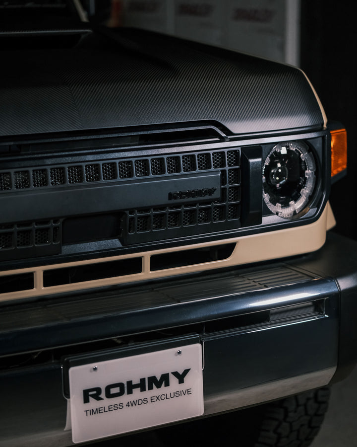 ROHMY LANDCRUISER 70 SERIES DRY CARBON BONNET
