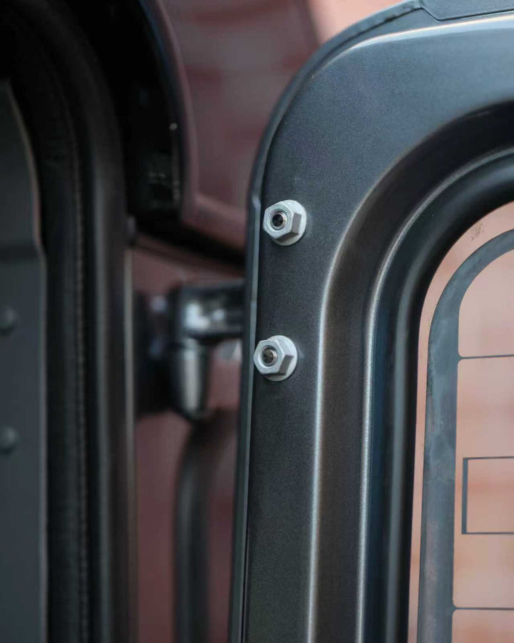 2016 COLLECTORS NEW DEFENDER 110