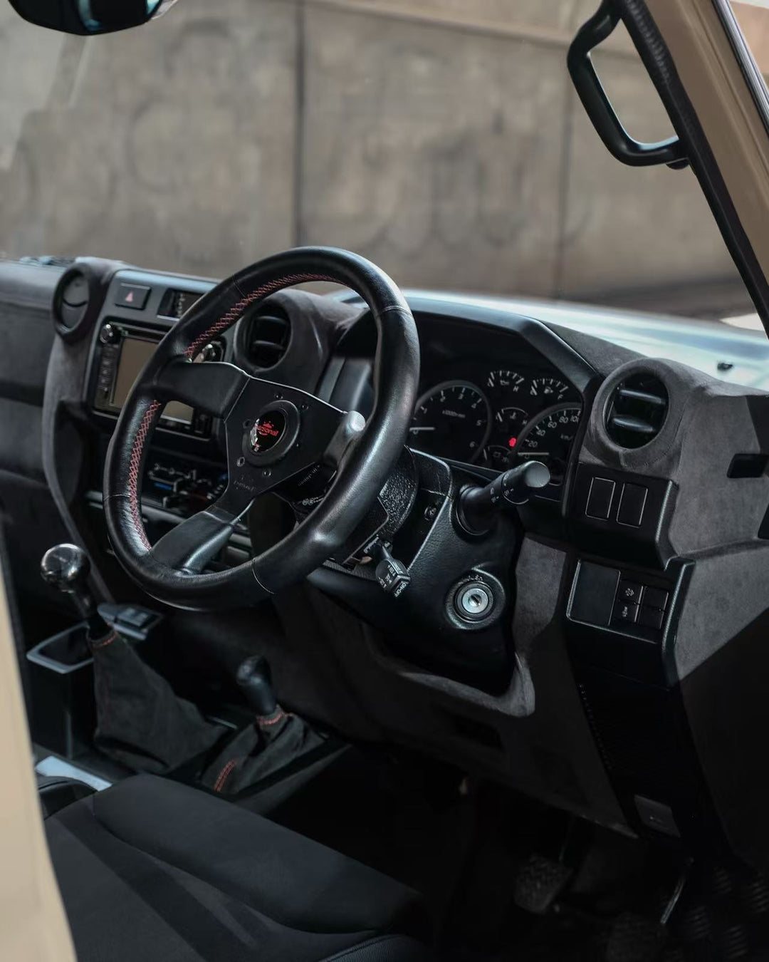 ROHMY LANDCRUISER 70SERIES PREMIUM DASHBOARD PACKAGE