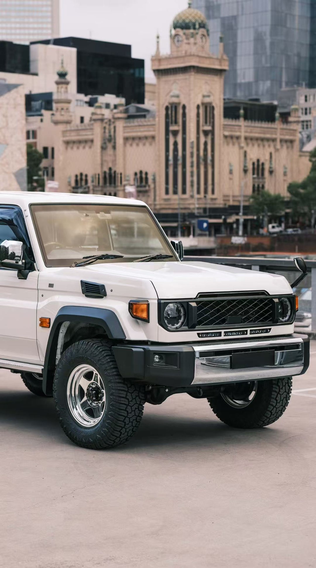 ROHMY LANDCRUISER 70SERIES WING VENT